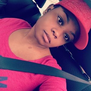 Meet your Posher, Judeline